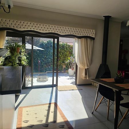 Cora'S Boutique Bed & Breakfast Свакопмунд Экстерьер фото