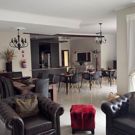 Cora'S Boutique Bed & Breakfast Свакопмунд Экстерьер фото