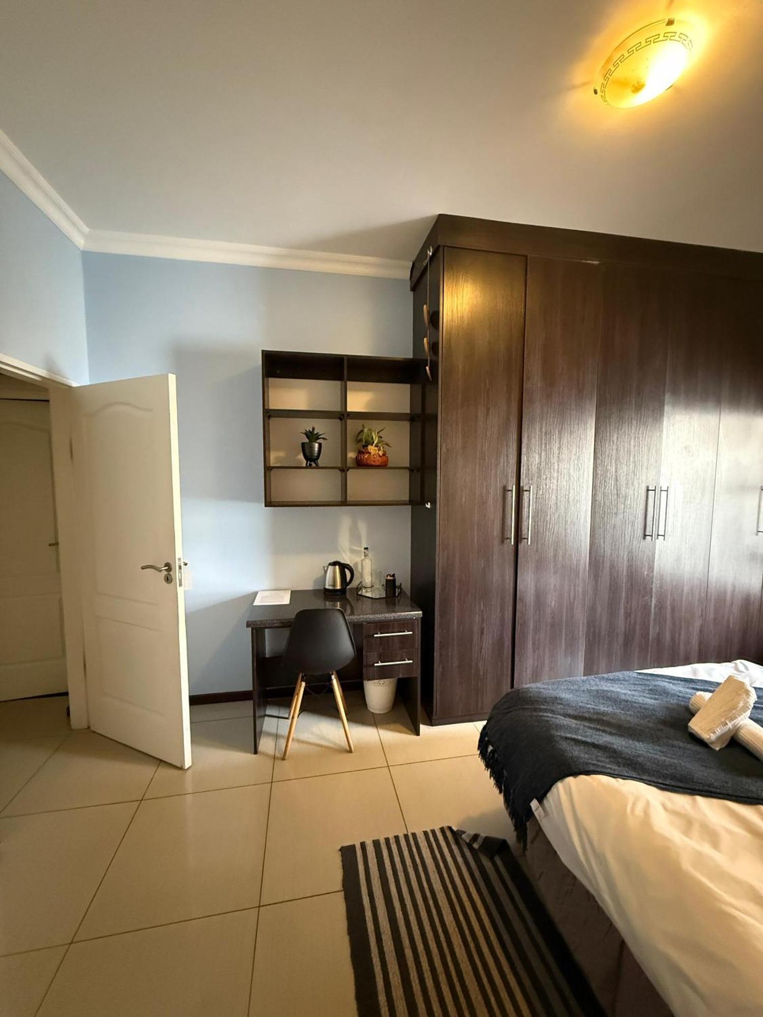 Cora'S Boutique Bed & Breakfast Свакопмунд Экстерьер фото