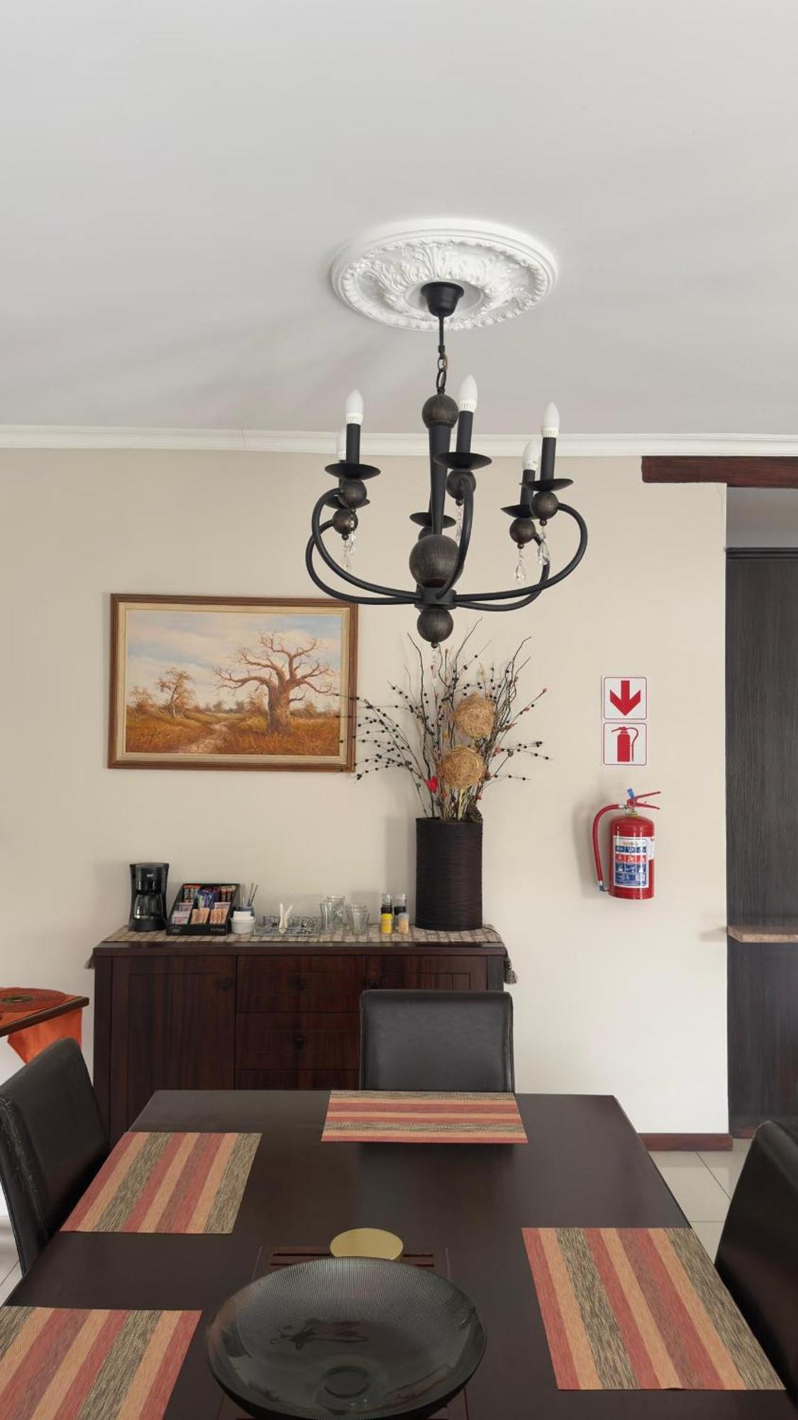 Cora'S Boutique Bed & Breakfast Свакопмунд Экстерьер фото